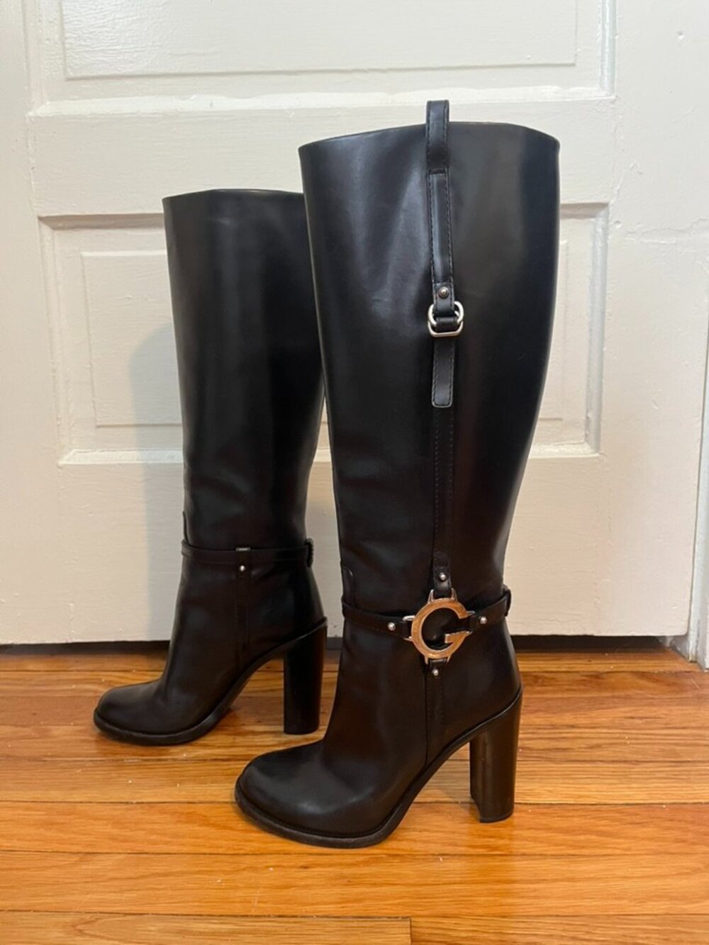 Black Leather Gucci Knee High Heeled Boots Buckle Detail - eu 38 us 7 / 7.5